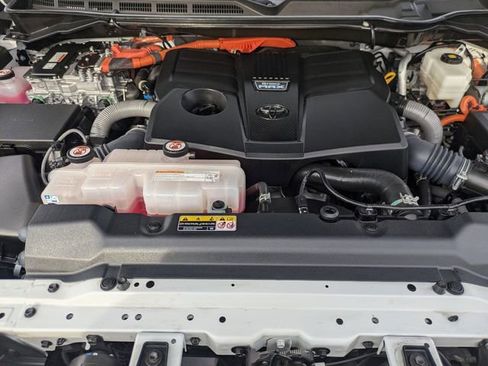 Used 2024 Toyota Tundra Limited image 36