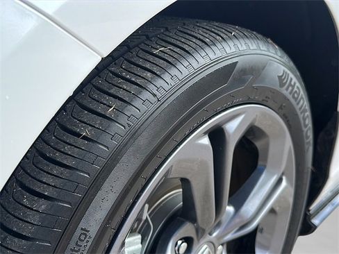 Used 2025 Honda Accord EX-L image 5