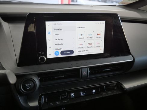 Certified 2025 Toyota Prius LE image 23