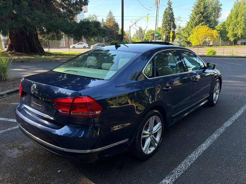 Used 2015 Volkswagen Passat 1.8T SE FWD image 5