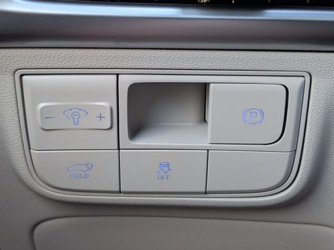 New 2026 Hyundai Tucson Limited image 25