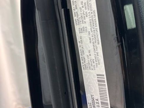 Used 2021 Jeep Wrangler Sport S image 35