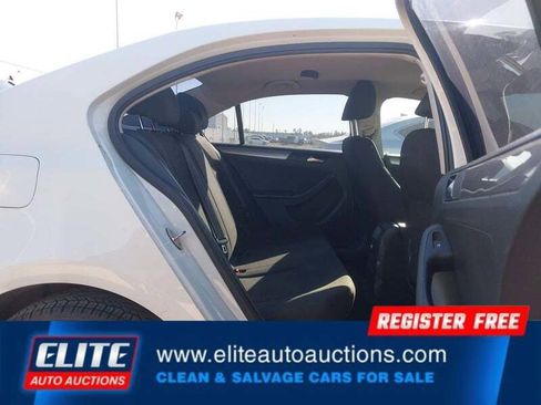 Used 2015 Volkswagen Jetta SE image 16