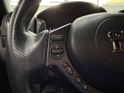Used 2016 Nissan GT-R Black Edition AWD/4WD image 28
