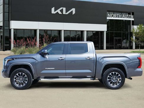 Used 2022 Toyota Tundra Limited RWD image 3