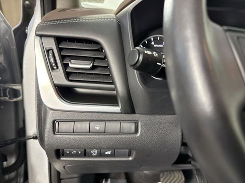 Certified 2023 Nissan Rogue SV w/ SV Premium B Package image 17