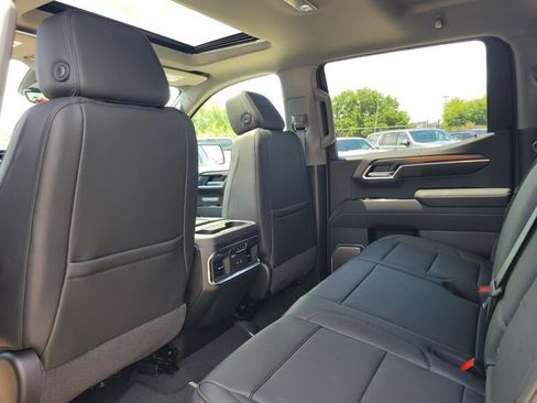 New 2026 GMC Sierra 1500 Denali w/ Denali Reserve Package AWD/4WD image 27