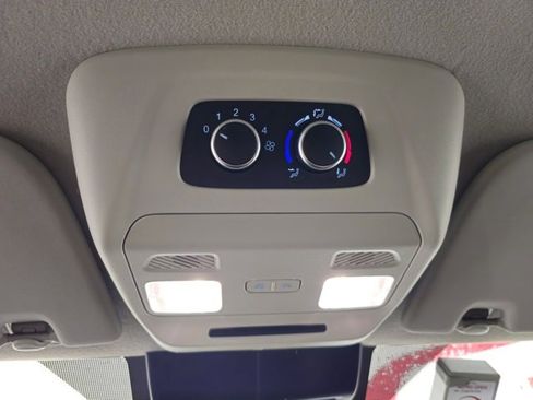 Used 2023 Ford Transit 350 XLT image 22