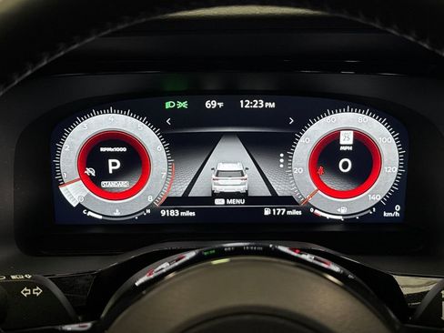 Used 2025 Nissan Pathfinder Platinum w/ Cargo Package image 25