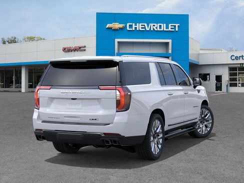 New 2026 GMC Yukon XL Denali Ultimate AWD/4WD image 4
