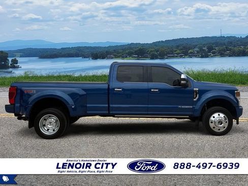 Used 2022 Ford F450 Platinum w/ FX4 Off-Road Package AWD/4WD image 2