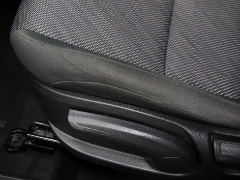 Used 2025 Kia Seltos LX image 23