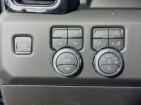 New 2026 GMC Sierra 1500 Denali Ultimate AWD/4WD image 10