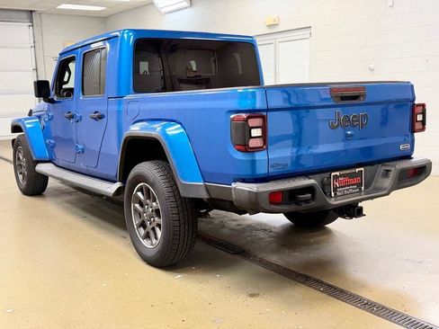Used 2020 Jeep Gladiator Overland AWD/4WD image 8
