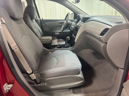 Used 2013 Chevrolet Traverse LT w/ All-Star Edition AWD/4WD image 37
