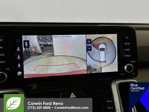 Used 2023 Kia Sorento SX Prestige w/ Panoramic Sunroof Package image 17