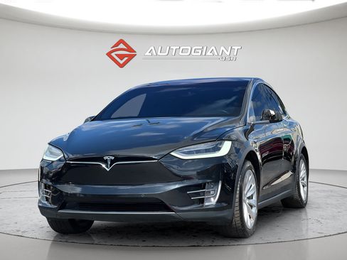 Used 2020 Tesla Model X Long Range AWD/4WD image 10