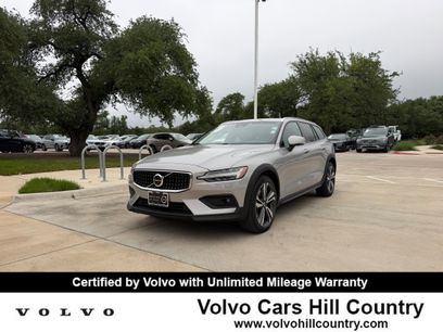 Certified 2025 Volvo V60 B5 Cross Country Plus