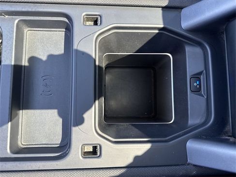 Used 2022 Land Rover Defender 90 X-Dynamic HSE image 20