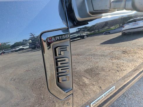 Used 2022 Ford F250 Lariat w/ Tremor Off-Road Package AWD/4WD image 42