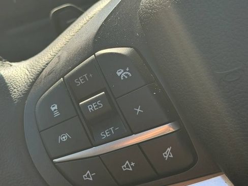 Used 2020 Ford Explorer Limited AWD/4WD image 16