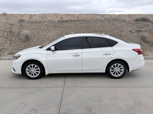 Used 2018 Nissan Sentra SV image 5