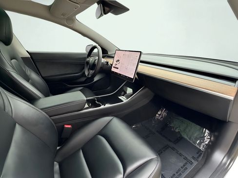 Used 2020 Tesla Model 3 Standard Range Plus RWD image 37
