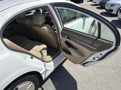 Used 2007 Honda Civic Hybrid Sedan image 23