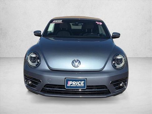 Used 2019 Volkswagen Beetle 2.0T Final Edition SEL image 2