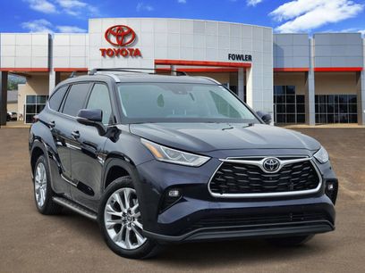Used 2024 Toyota Highlander Limited