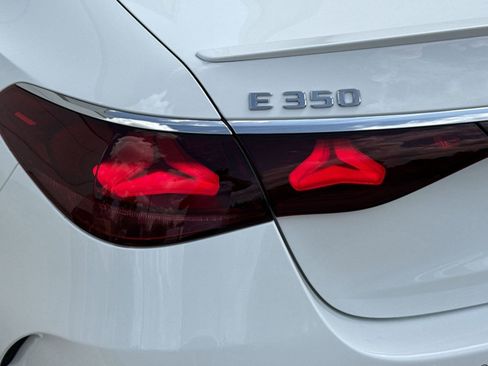 New 2025 Mercedes-Benz E 350 4MATIC Sedan image 11