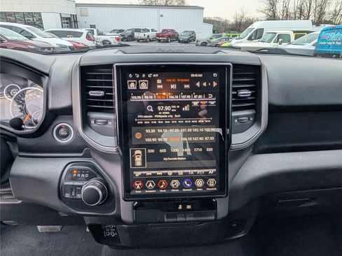 Used 2019 RAM 1500 Tradesman image 16