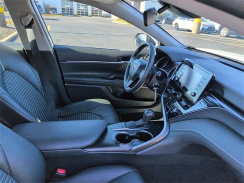 Certified 2024 Toyota Camry SE image 10