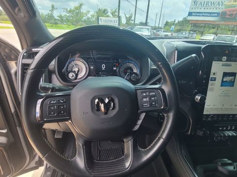 Used 2022 RAM 2500 Limited AWD/4WD image 8