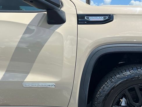 Used 2023 GMC Sierra 1500 Elevation AWD/4WD image 9