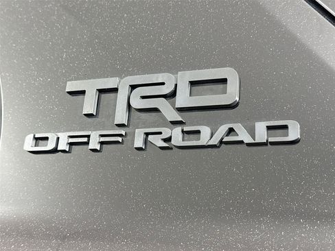 Certified 2025 Toyota 4Runner TRD Off-Road Premium AWD/4WD image 15