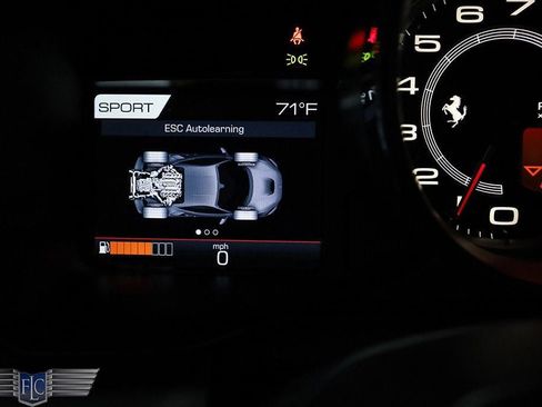 Used 2020 Ferrari F8 Tributo RWD image 28