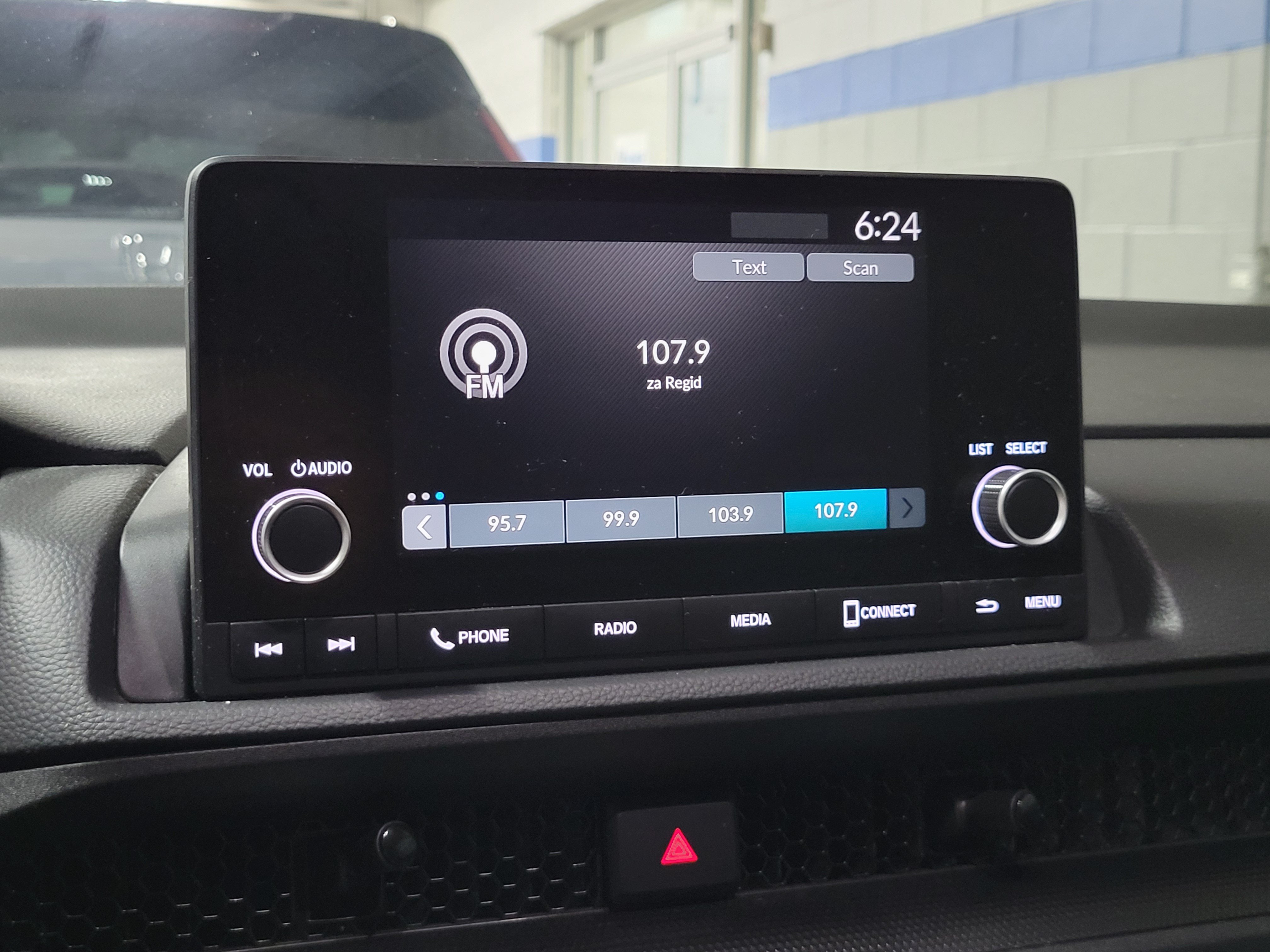 Used 2025 Honda CR-V EX image 29