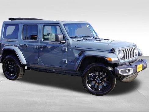Certified 2025 Jeep Wrangler Unlimited Sahara w/ Safety Group image 3