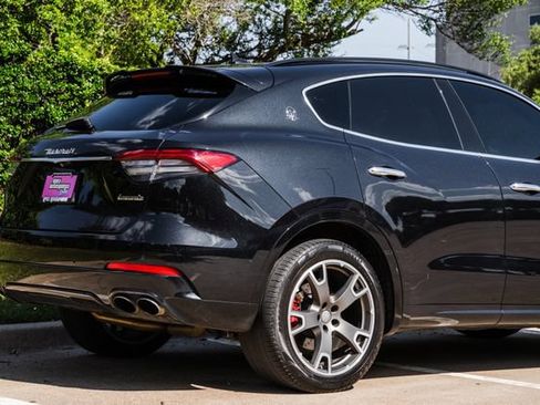 Used 2017 Maserati Levante S AWD/4WD image 45