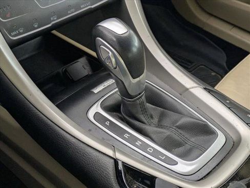 Used 2014 Ford Fusion Energi SE image 12