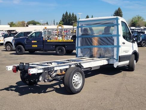 New 2025 Ford Transit 350 AWD image 4