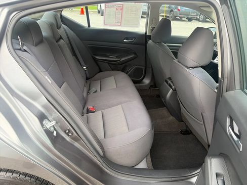 Used 2022 Nissan Altima 2.5 SV FWD image 38