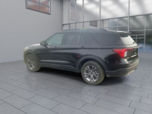Certified 2026 Ford Explorer Active w/ Active Comfort Package AWD/4WD image 5