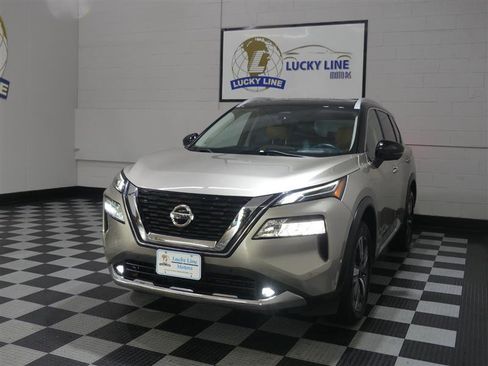 Used 2021 Nissan Rogue Platinum AWD/4WD image 4