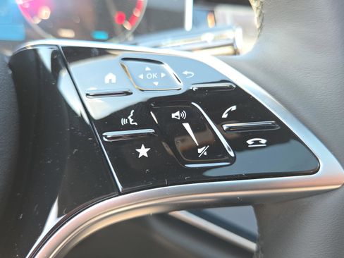 New 2026 Mercedes-Benz E 450 4MATIC Sedan image 19