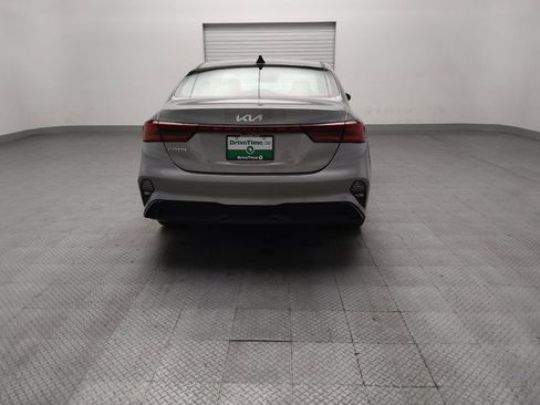 Used 2024 Kia Forte LXS FWD image 7