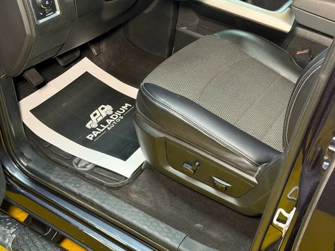 Used 2018 RAM 1500 Lone Star image 34