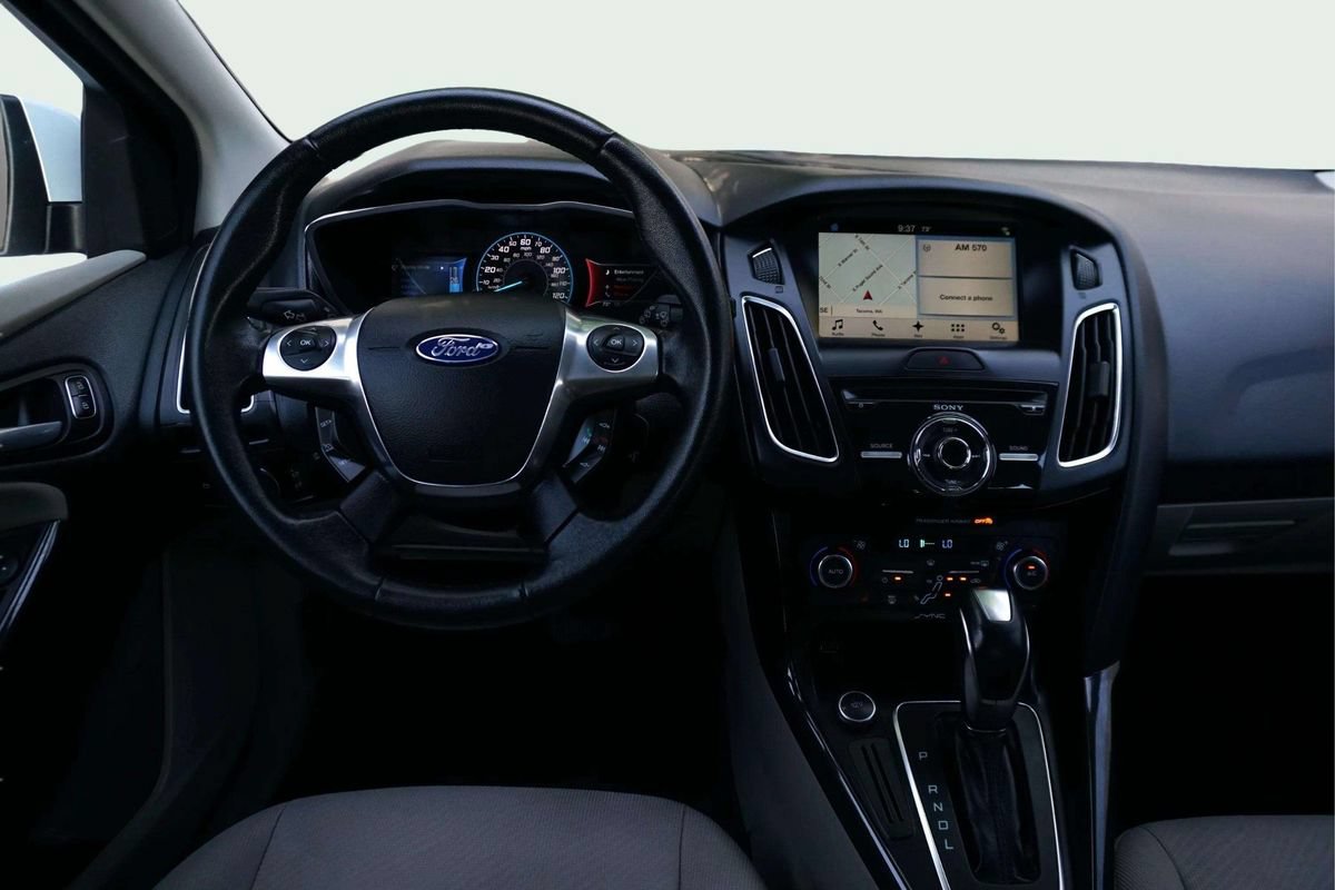 Used 2016 Ford Focus Electric Hatchback FWD image 21