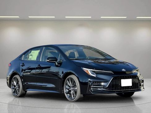 New 2026 Toyota Corolla SE FWD image 1